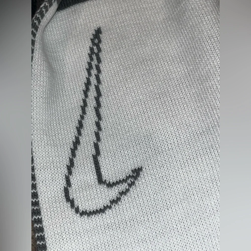 NIKE Colorblock fringe scarf